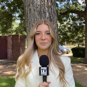 Meet your Posher, Danika elizabeth